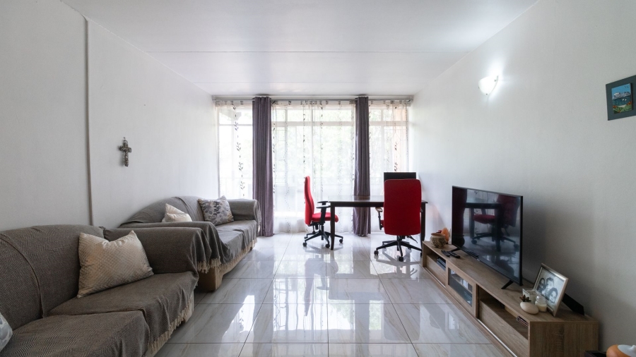 To Let 2 Bedroom Property for Rent in Edenvale Central Gauteng
