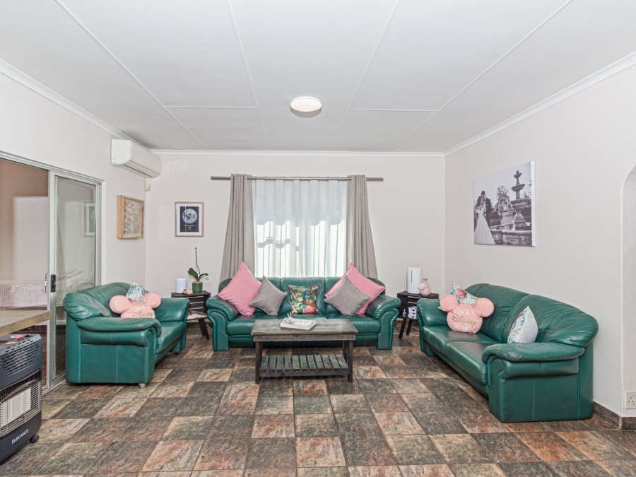 4 Bedroom Property for Sale in Amandasig Gauteng