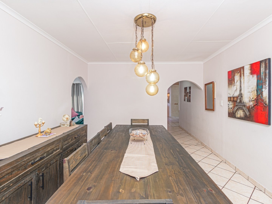 4 Bedroom Property for Sale in Amandasig Gauteng