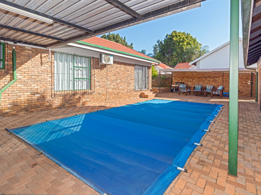 4 Bedroom Property for Sale in Amandasig Gauteng