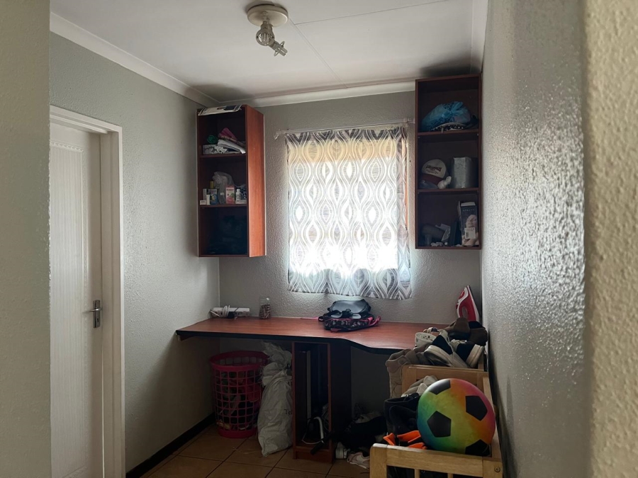 2 Bedroom Property for Sale in Bedfordview Gauteng