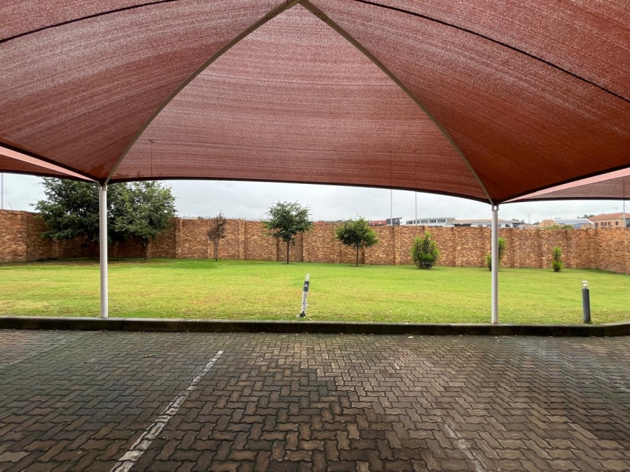 2 Bedroom Property for Sale in Bedfordview Gauteng