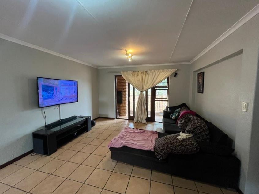 2 Bedroom Property for Sale in Bedfordview Gauteng