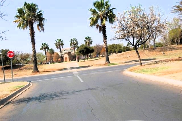 To Let 3 Bedroom Property for Rent in Equestria Gauteng