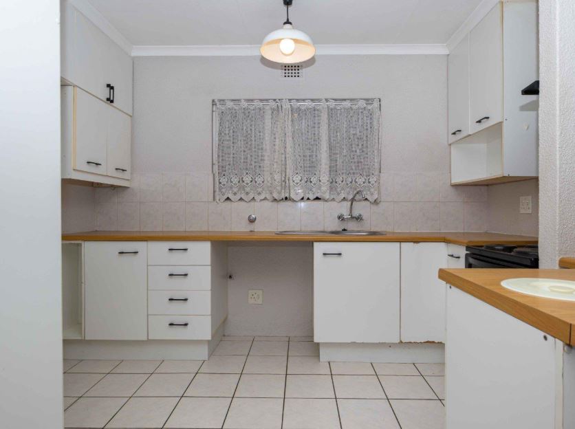 2 Bedroom Property for Sale in Eden Glen Gauteng