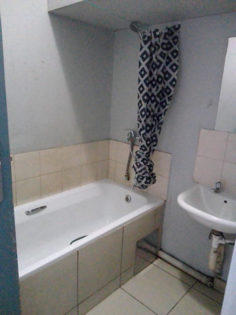 To Let 2 Bedroom Property for Rent in Gezina Gauteng