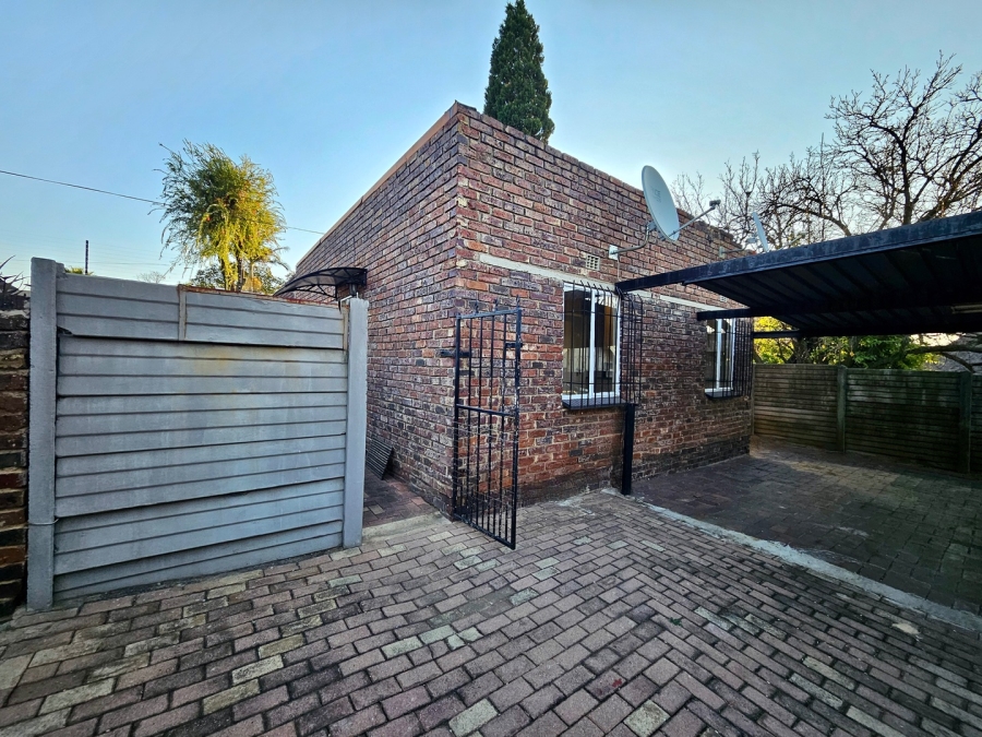 To Let  Bedroom Property for Rent in Edleen Gauteng