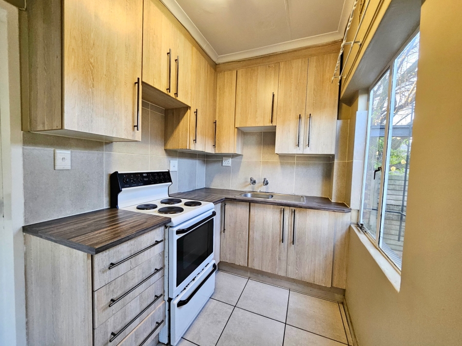 To Let  Bedroom Property for Rent in Edleen Gauteng