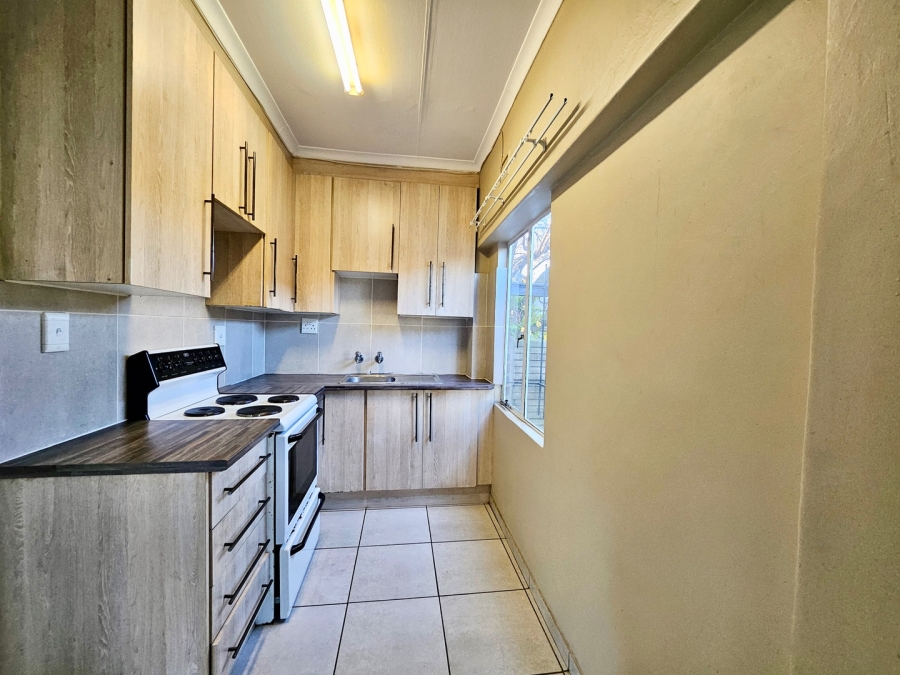 To Let  Bedroom Property for Rent in Edleen Gauteng
