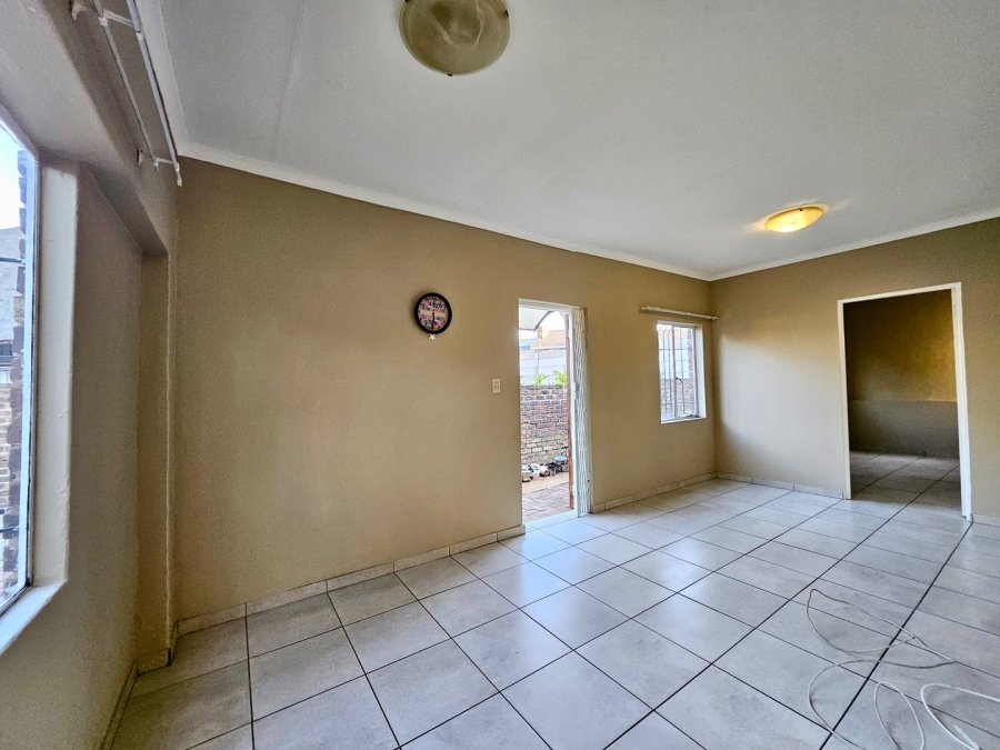 To Let  Bedroom Property for Rent in Edleen Gauteng