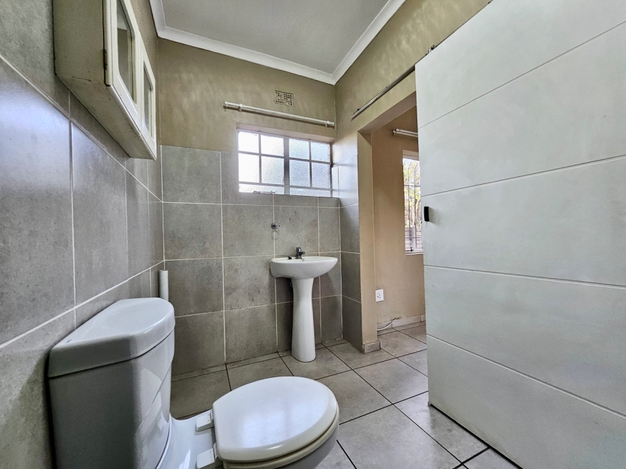 To Let  Bedroom Property for Rent in Edleen Gauteng