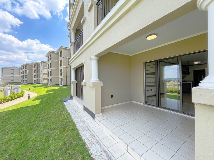 To Let 2 Bedroom Property for Rent in Blue Hills Gauteng