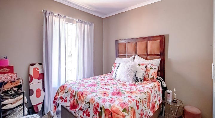 2 Bedroom Property for Sale in Danville Gauteng