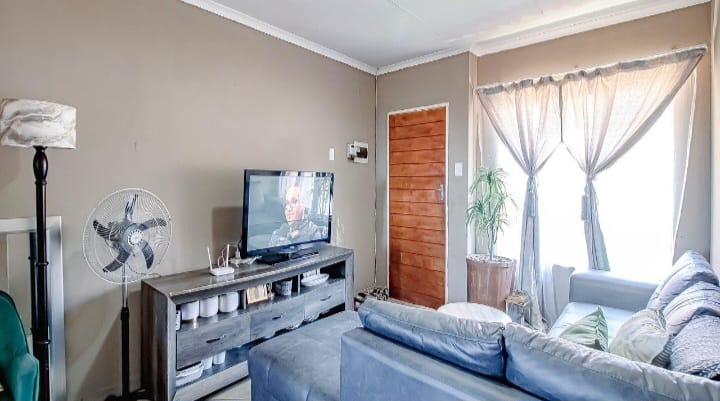 2 Bedroom Property for Sale in Danville Gauteng