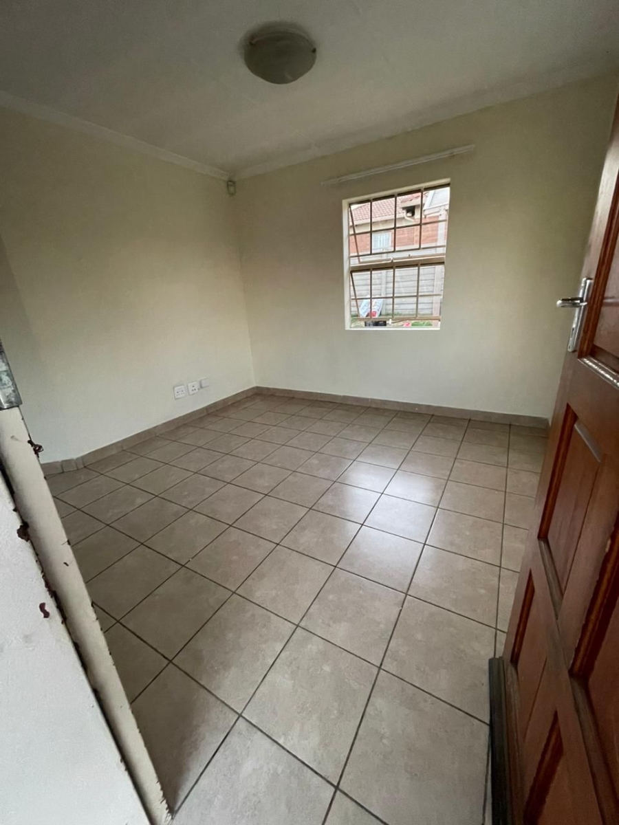 3 Bedroom Property for Sale in Olievenhoutbosch Gauteng