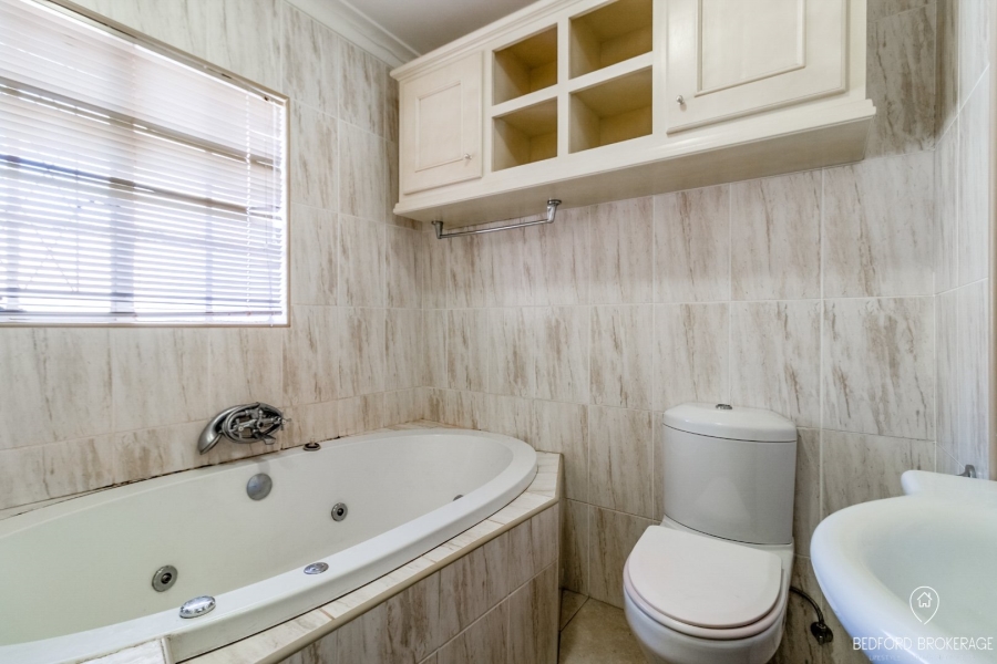 3 Bedroom Property for Sale in Eden Glen Gauteng
