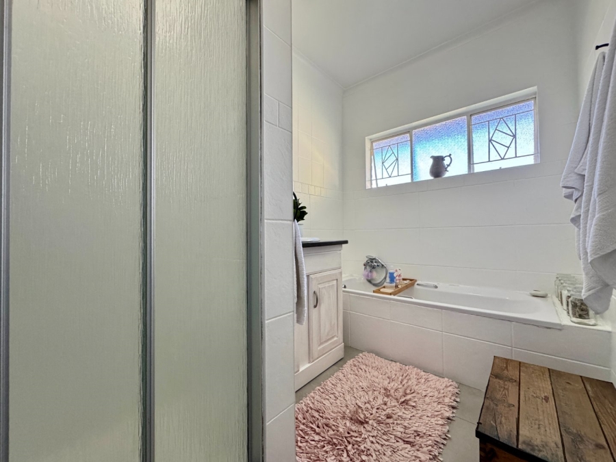 4 Bedroom Property for Sale in Lyttelton Manor Gauteng