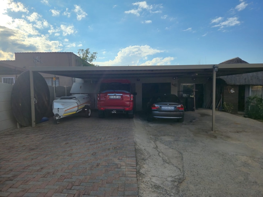 3 Bedroom Property for Sale in Primrose Gauteng