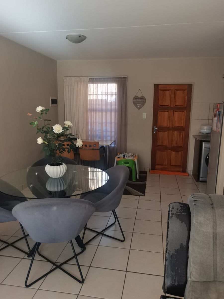 3 Bedroom Property for Sale in Annlin Gauteng
