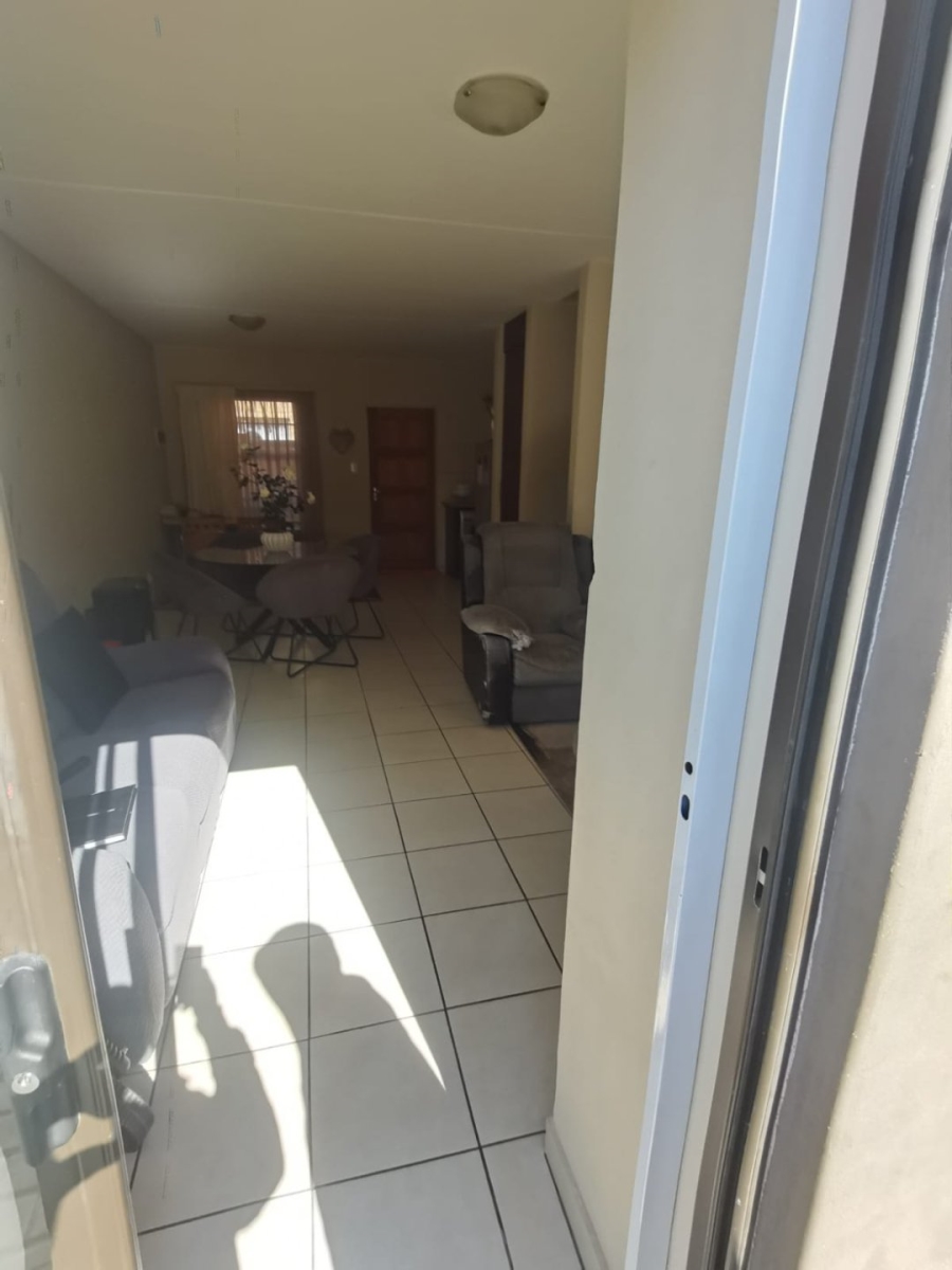 3 Bedroom Property for Sale in Annlin Gauteng
