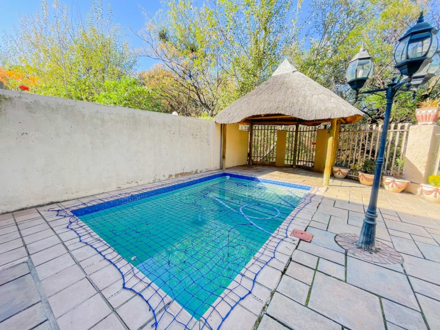 To Let 3 Bedroom Property for Rent in Halfway Gardens Gauteng