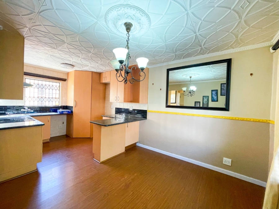 To Let 3 Bedroom Property for Rent in Halfway Gardens Gauteng