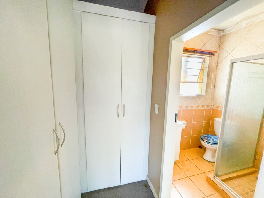 To Let 3 Bedroom Property for Rent in Halfway Gardens Gauteng