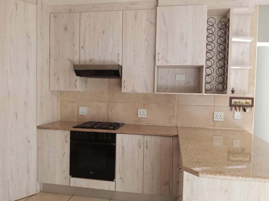 3 Bedroom Property for Sale in Sugar Bush Estate Gauteng