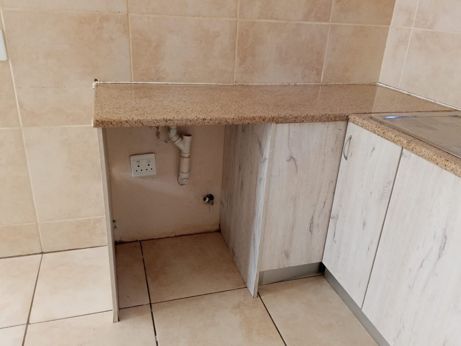 3 Bedroom Property for Sale in Sugar Bush Estate Gauteng