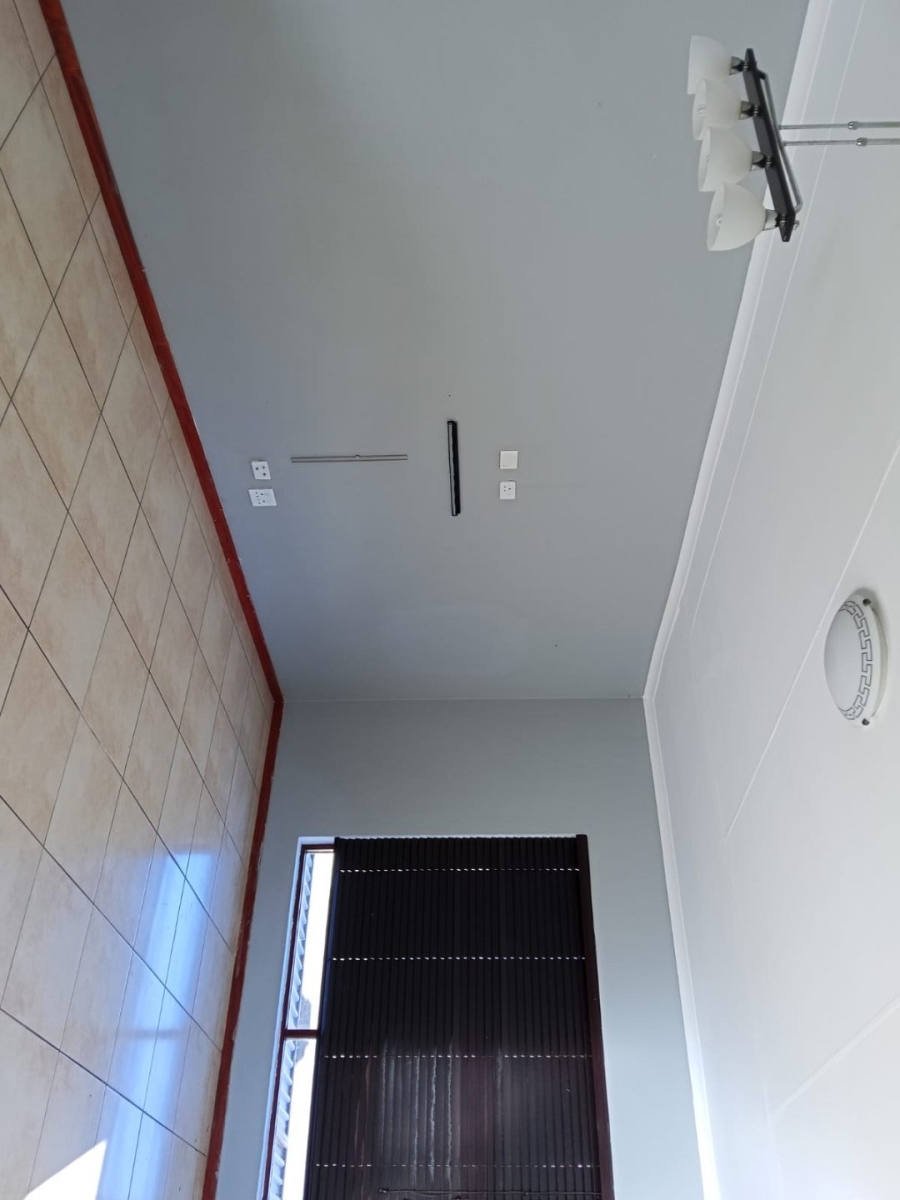 3 Bedroom Property for Sale in Sugar Bush Estate Gauteng