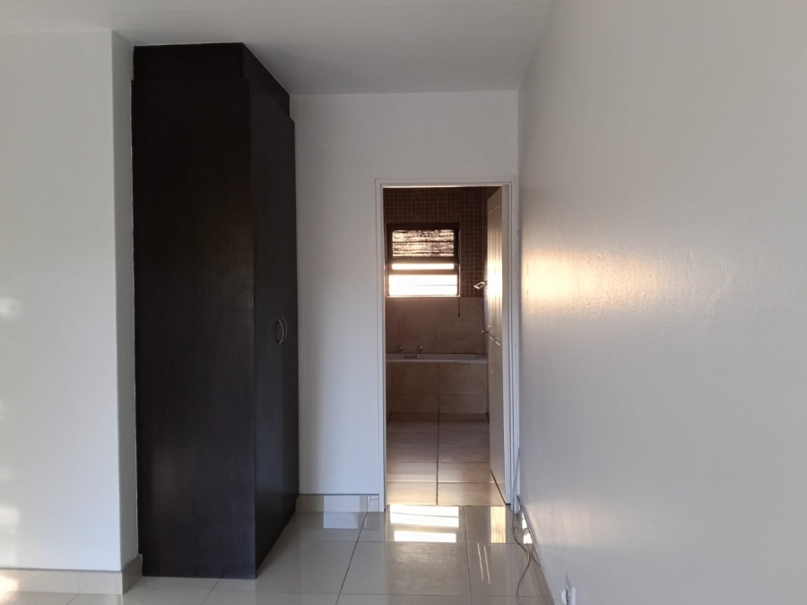 3 Bedroom Property for Sale in Sugar Bush Estate Gauteng