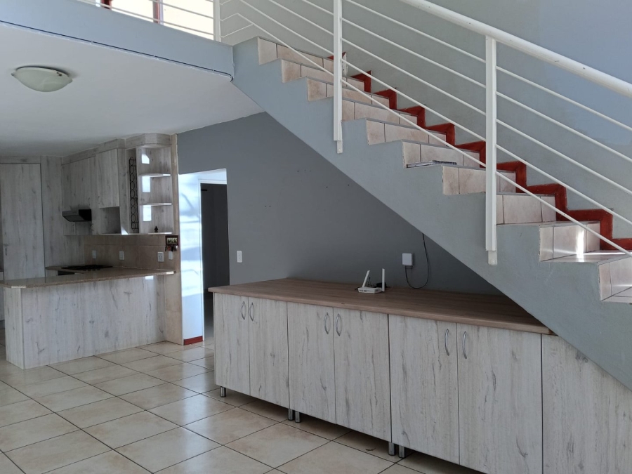 3 Bedroom Property for Sale in Sugar Bush Estate Gauteng