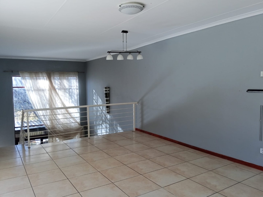 3 Bedroom Property for Sale in Sugar Bush Estate Gauteng