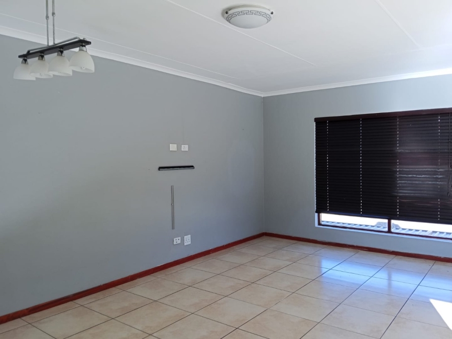 3 Bedroom Property for Sale in Sugar Bush Estate Gauteng