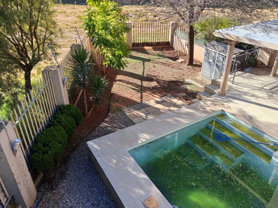 3 Bedroom Property for Sale in Sugar Bush Estate Gauteng