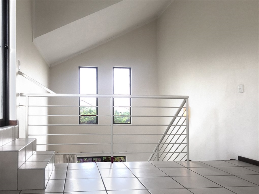 1 Bedroom Property for Sale in Lonehill Gauteng