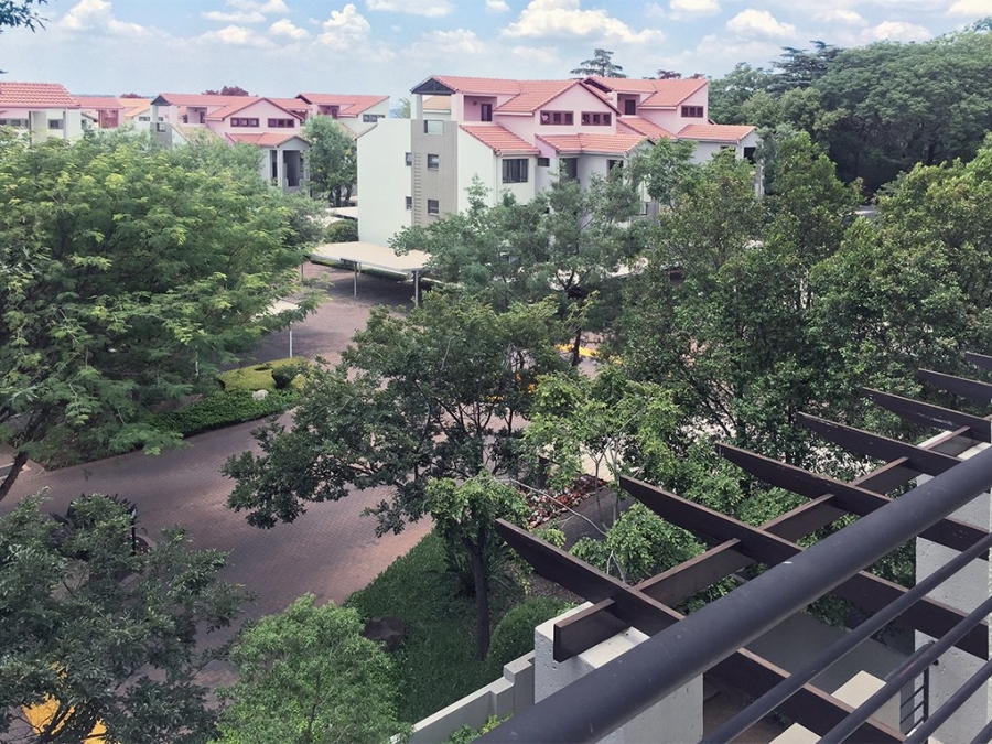 1 Bedroom Property for Sale in Lonehill Gauteng