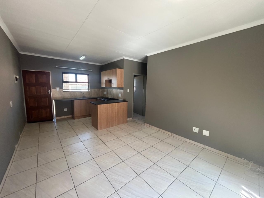 To Let 2 Bedroom Property for Rent in Groblerpark Gauteng