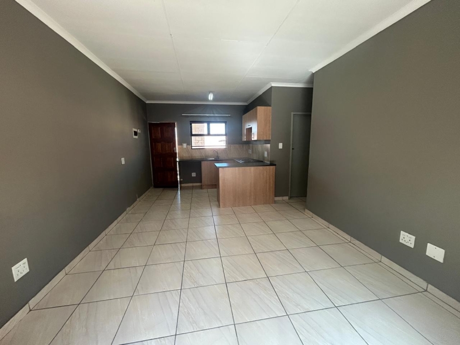 To Let 2 Bedroom Property for Rent in Groblerpark Gauteng
