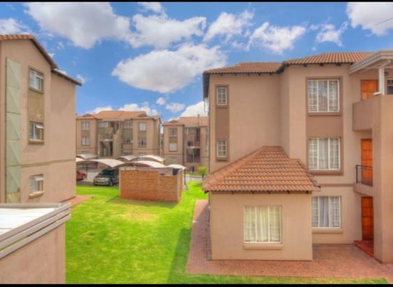 3 Bedroom Property for Sale in Meredale Gauteng