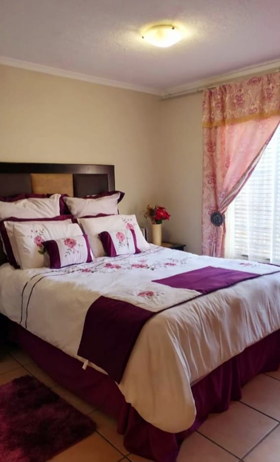 3 Bedroom Property for Sale in Meredale Gauteng