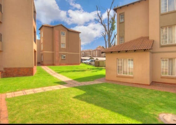 3 Bedroom Property for Sale in Meredale Gauteng