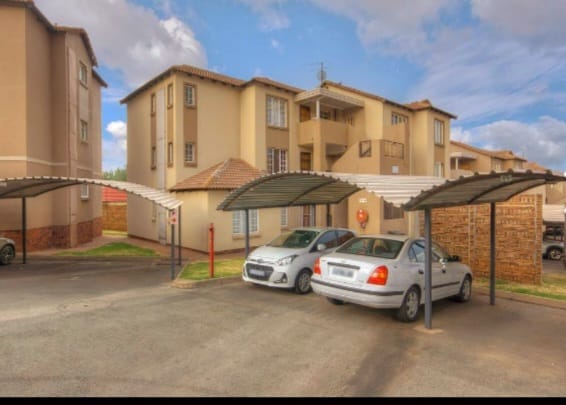 3 Bedroom Property for Sale in Meredale Gauteng