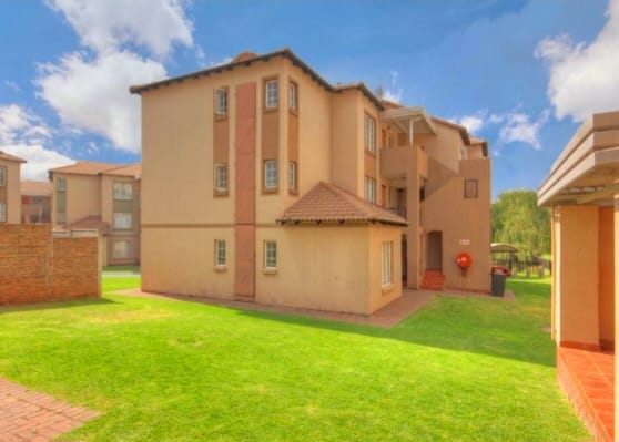 3 Bedroom Property for Sale in Meredale Gauteng