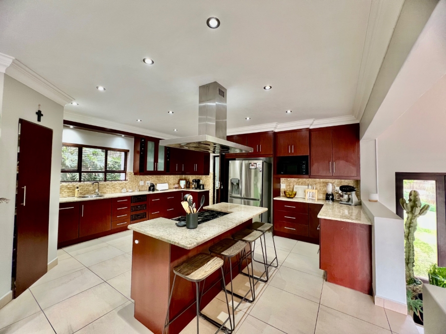 To Let 5 Bedroom Property for Rent in Silver Lakes Golf Estate Gauteng