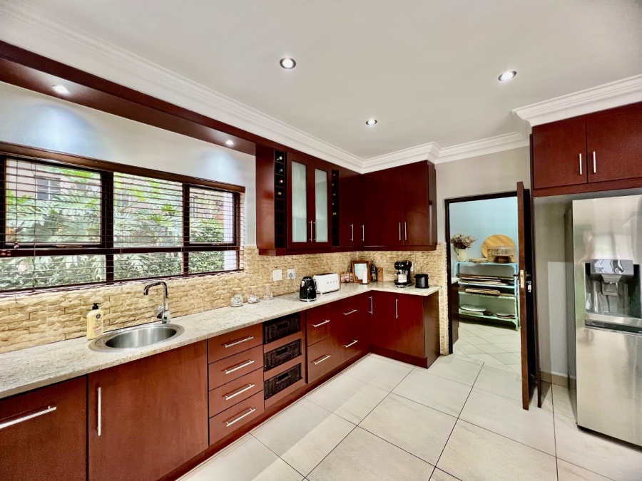 To Let 5 Bedroom Property for Rent in Silver Lakes Golf Estate Gauteng