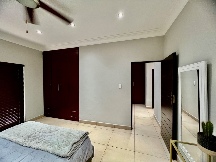 To Let 5 Bedroom Property for Rent in Silver Lakes Golf Estate Gauteng