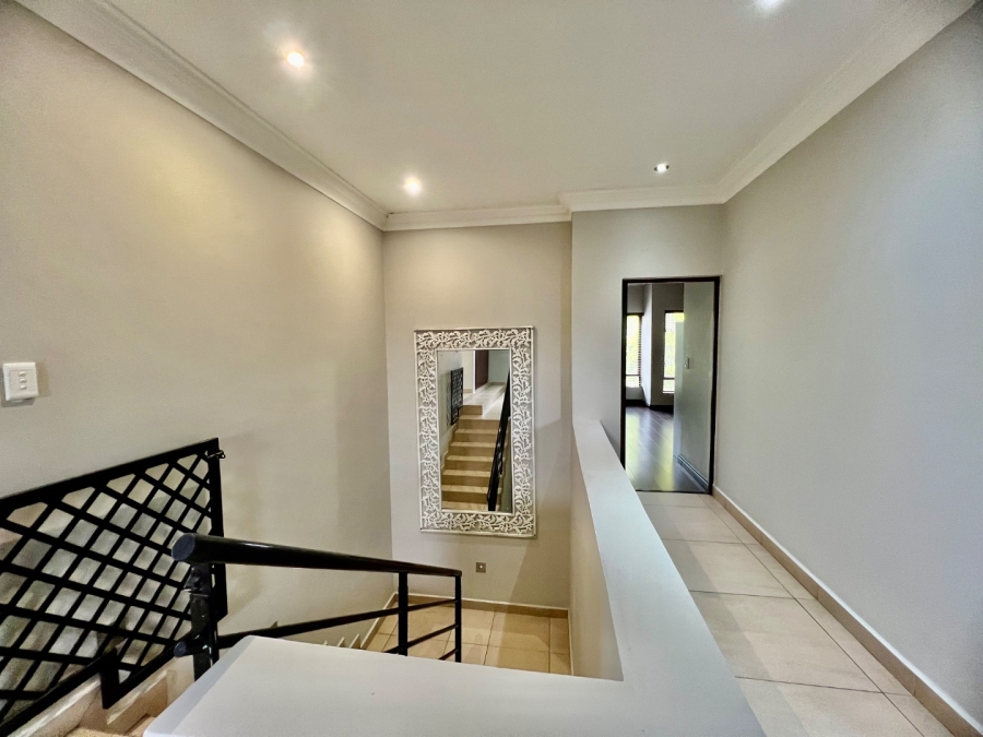 To Let 5 Bedroom Property for Rent in Silver Lakes Golf Estate Gauteng
