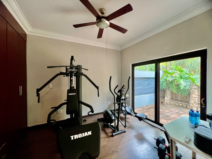 To Let 5 Bedroom Property for Rent in Silver Lakes Golf Estate Gauteng