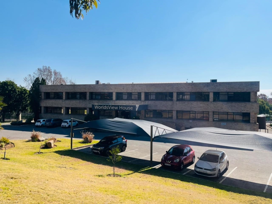  Bedroom Property for Sale in Woodmead Gauteng